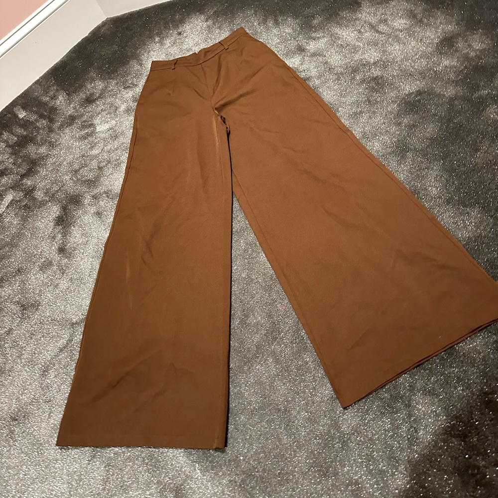 Wide-Leg Brown Pants